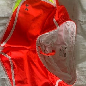Under Armour shorts-small